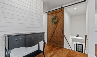 705 Kuhn St, Barboursville, WV 25504