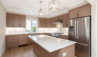 28 Carroll Ave, Newport, RI 02840