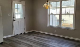 3670 Highland Dr, Ayden, NC 28513