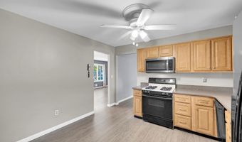 21 Birch St, Beachwood, NJ 08722
