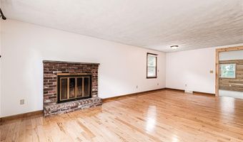 75 Hickory Dr, North Kingstown, RI 02852