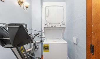 106 Pleasant St, Cranston, RI 02910
