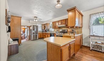 1003 Perkins St, Belle Fourche, SD 57717