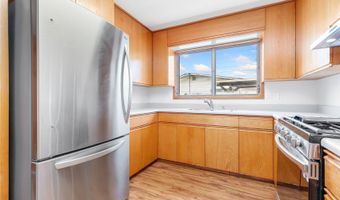 260 Nonou St, Honolulu, HI 96825