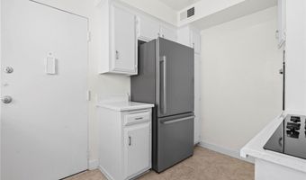 1525 N Hayworth Ave 204, Los Angeles, CA 90046