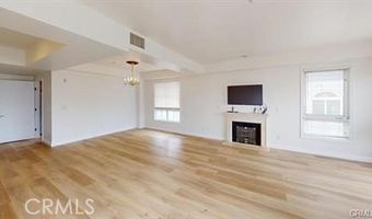 1176 Wellesley Ave 1, Los Angeles, CA 90049