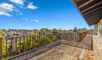 210 Thunderbird Dr, Aptos, CA 95003