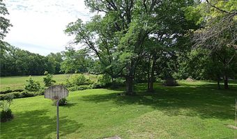 13905 Leavenworth Rd, Basehor, KS 66007