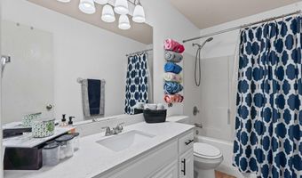 326 Willow Creek Dr, Weatherford, TX 76085