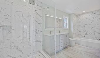 175 Brennan Concourse, Bayville, NJ 08721
