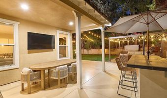 2610 Garden House Rd, Carlsbad, CA 92009