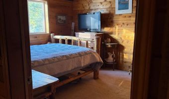 9046 Warbler Dr, Bonanza, OR 97623