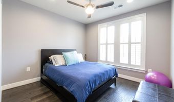 2203 RICHMOND Hwy 101, Alexandria, VA 22301