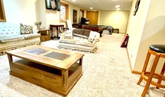 1056 Deertrail Ct, Antioch, IL 60002