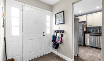 223 Perth Hill Ct, Aberdeen Twp., NJ 07747
