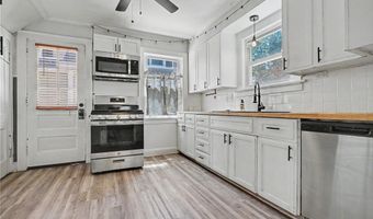 326 S Firestone Blvd, Akron, OH 44301