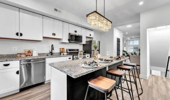 3202 MCELDERRY St, Baltimore, MD 21205