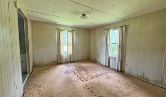 6122 Poplar Rd, Albany, GA 31705