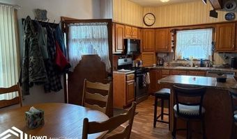 134 E Main St, Agency, IA 52530