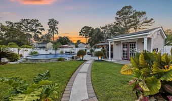 99 Pine Ridge Dr, Bluffton, SC 29910