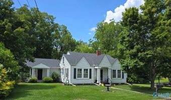 301 S Carlisle St, Albertville, AL 35950