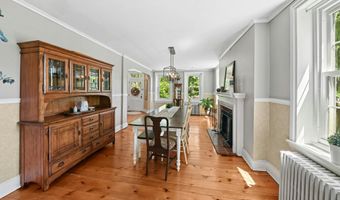 222 BASTIAN Ln, Allentown, PA 18104