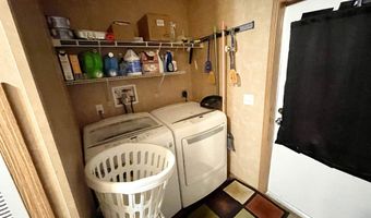 806 Autumnwood Rd, Ash Flat, AR 72513