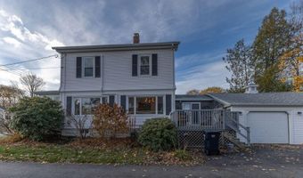 28 Mountainview Ave, Bangor, ME 04401
