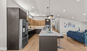 852 Oak St, Ashland, OR 97520