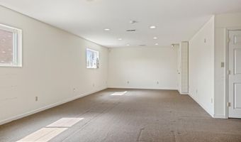 7026 RIDGE Ave, Philadelphia, PA 19128