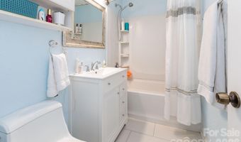 405 Southway Garden Rd, Arden, NC 28704