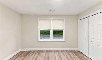 69 Kennedy Ln 4, Burrillville, RI 02830