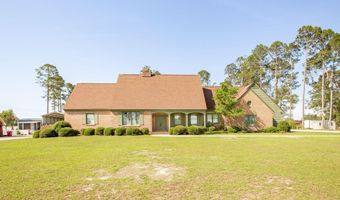 220 Lake Shore Dr, Alma, GA 31510