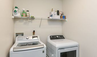 7120 Red Lake Ct, Indianapolis, IN 46217