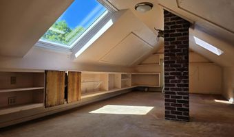 65 Cedar St, Brattleboro, VT 05301