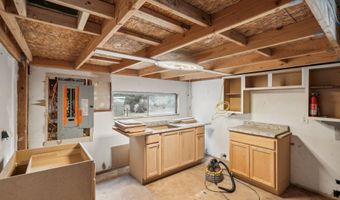 15693 S HIDDEN Rd, Mulino, OR 97042