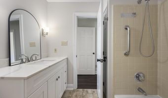 1002 Fair Oaks Ln, Apex, NC 27502