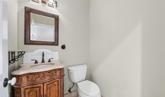 13 Victorian Woods Dr, Atlantic Highlands, NJ 07716