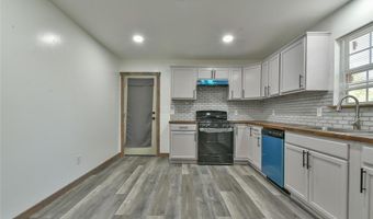 610 S 19th St, Chickasha, OK 73018