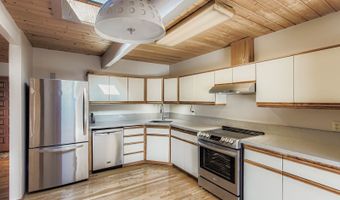 7968 SW SCHOLLS FERRY Rd, Beaverton, OR 97008