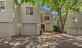 444 Lori Ln, Ashland, OR 97520