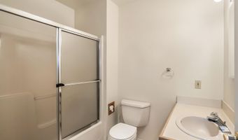 64507 McGrath Rd, Bend, OR 97701