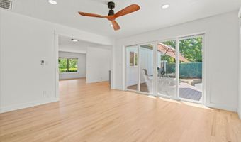 4512 SE GARRETT Cir, Milwaukie, OR 97222