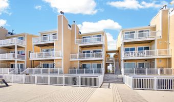 401 Bay Shore Dr 17B, Barnegat, NJ 08005