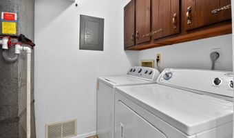 1311 Wellington Pl, Aberdeen, NJ 07747