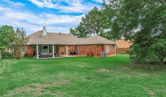 116 Sherwood Dr, Benton, LA 71006