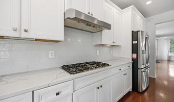 24267 PURPLE FINCH Dr, Aldie, VA 20105