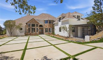 1094 Hillcrest View Ln, Fallbrook, CA 92028