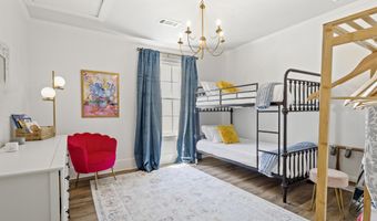 782 Water St, Biloxi, MS 39530