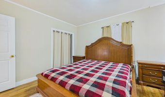 38 Mary Carroll St, Auburn, ME 04210